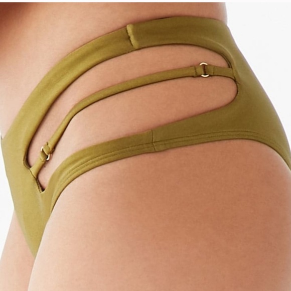 NWT Forever 21 Strappy Cutout Bikini Set - Picture 3 of 6